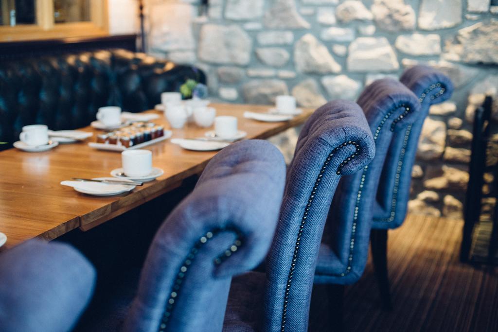 Palm Court Hotel Абердин Екстер'єр фото